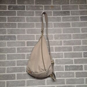 Logan + Lenora Gray Unisex Sling Bag Adjustable Removable Strap Key Holder